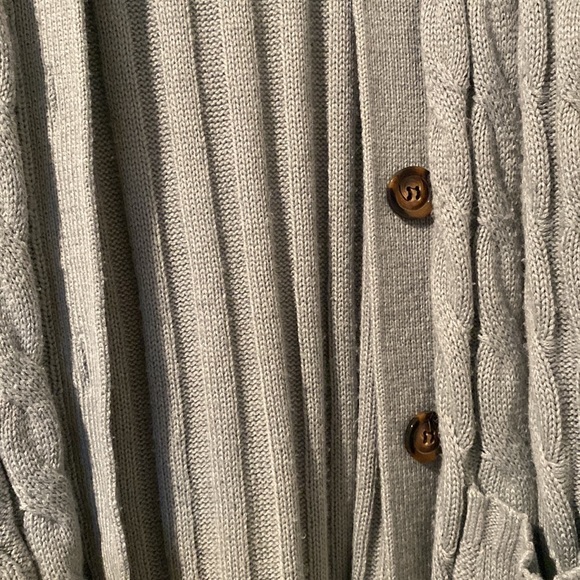 Woman’s Cardigan - Picture 2 of 2